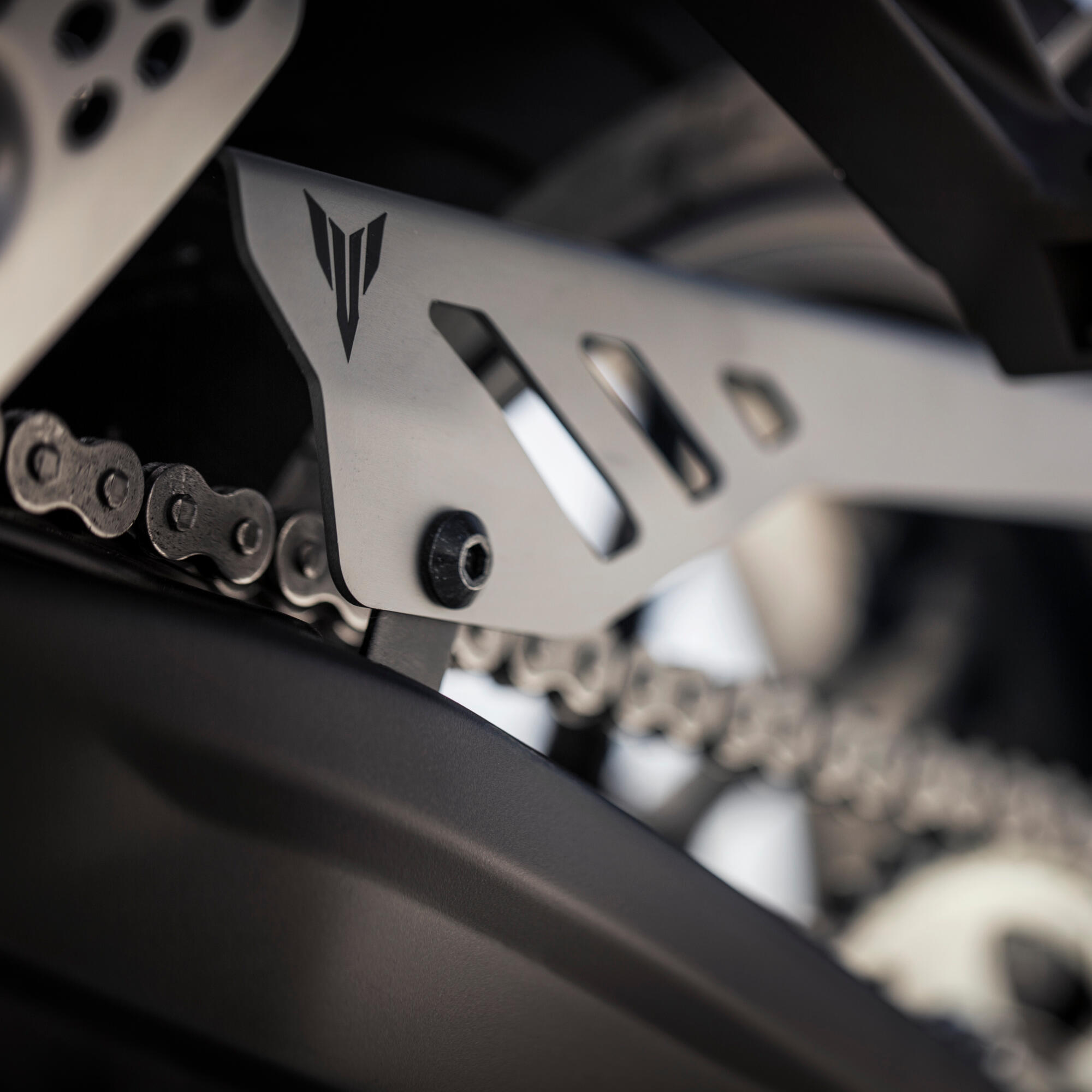 Kettenschutz für Modell MT-07