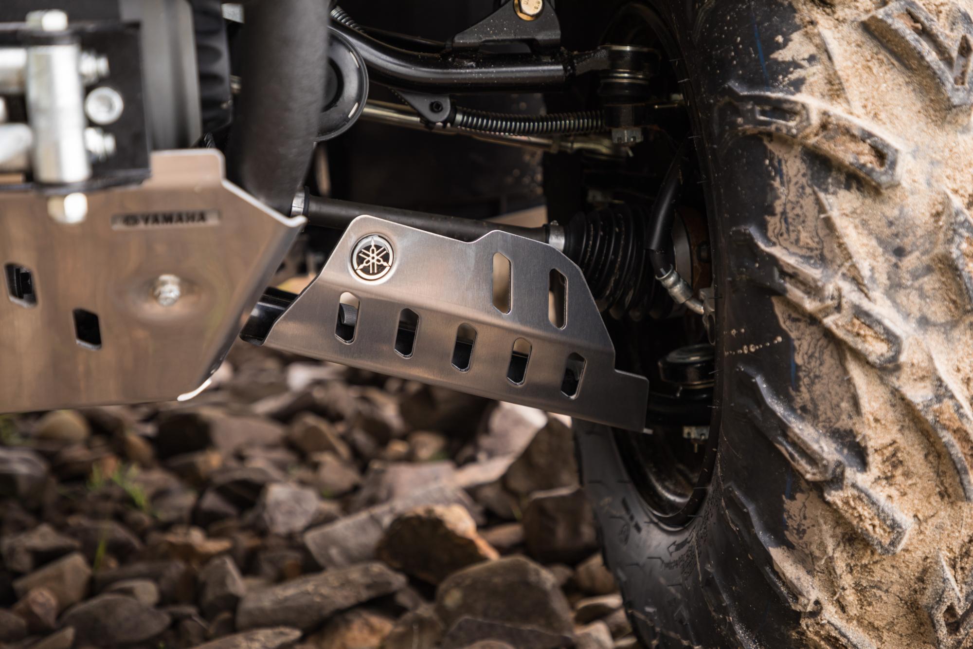 Hintere Schwingenschutzplatte